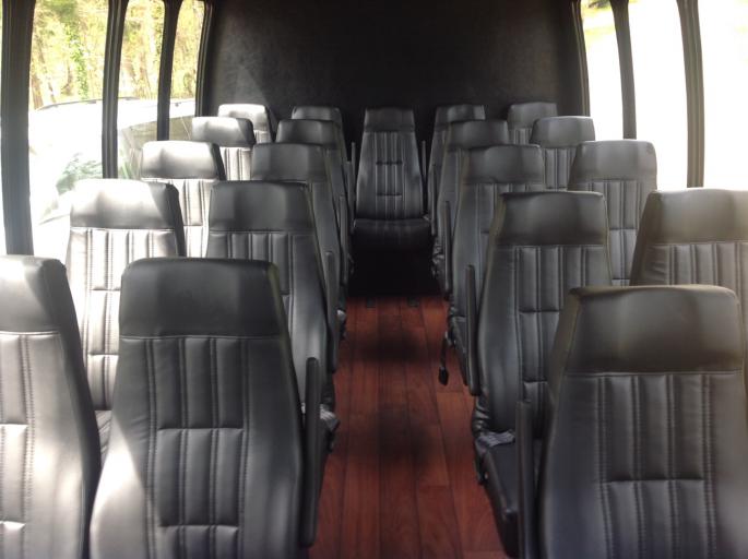 charter bus rental Elgin Illinois